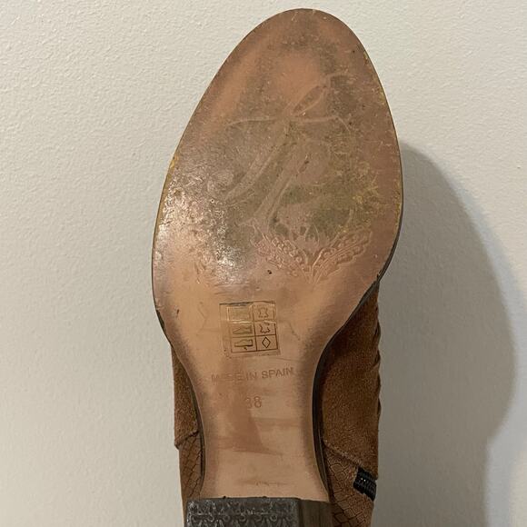 Free People Ankle Booties Suede Block Heel Dark Brown Women's Size 7.5 - Picture 13 of 13